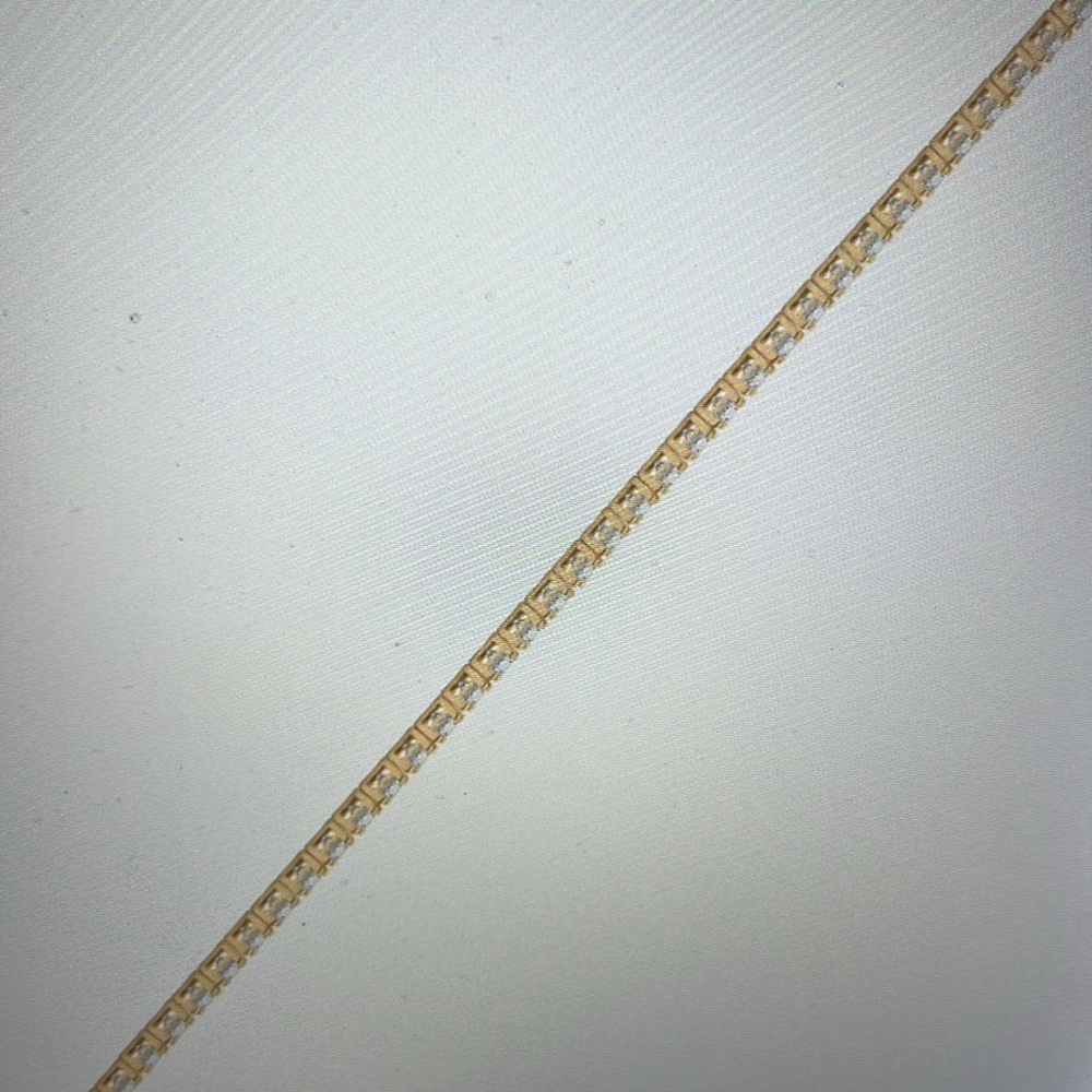 Elegant 14k Yellow Gold Tennis Bracelet with exceptional quality. New. - Picture 2 of 3